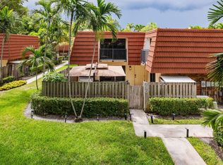 730 NW 99th Circle, Plantation, FL 33324