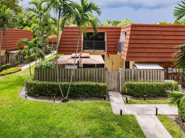 730 NW 99th Circle, Plantation, FL 33324