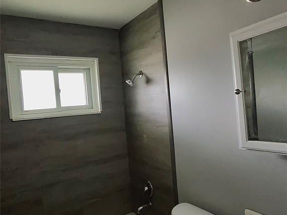 5th image of 10203 Hobkirk Dr
