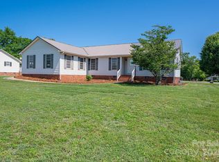 727 Skinner Rd, Shelby, NC 28152