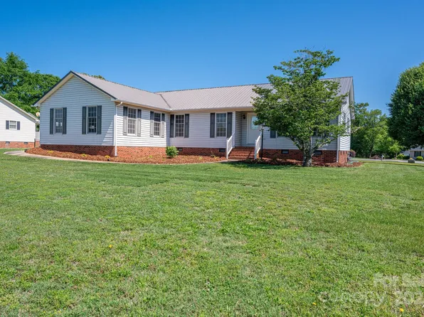 727 Skinner Rd, Shelby, NC 28152