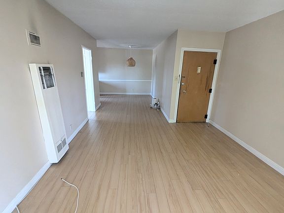 2nd image of 7855 Romaine St APT 7