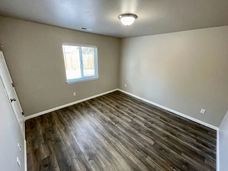4944 Homedale Rd #A — Photo 13