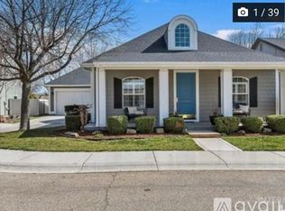 2206 N Trail Creek Ln, Eagle, ID 83616