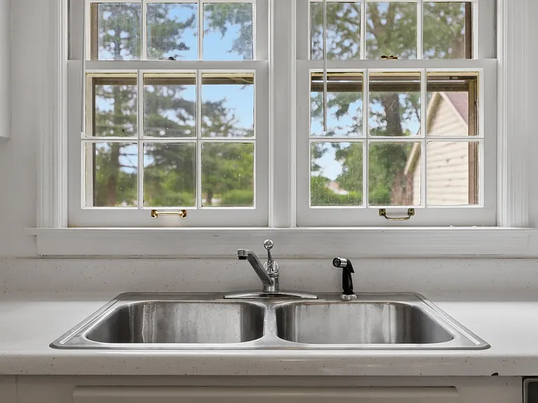 1911 Fontaine Rd — Photo 13