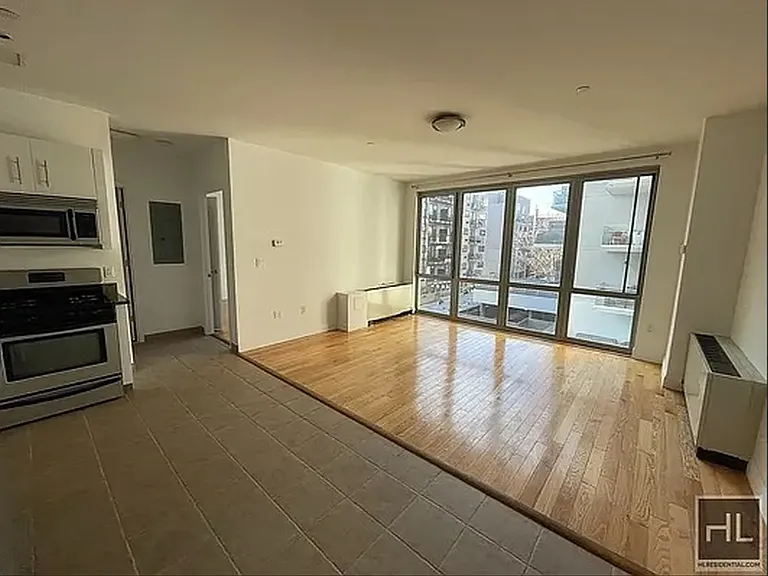 110 4th Ave #7F — Photo 1
