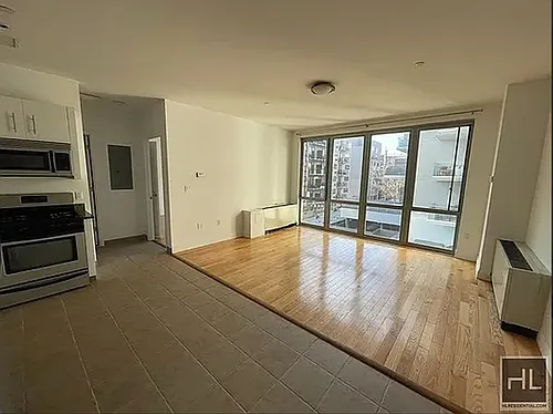 110 4th Ave #7F Photo 1