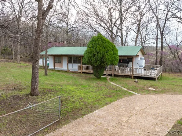 2184 Dodds Camp Rd, Climax Springs, MO 65324