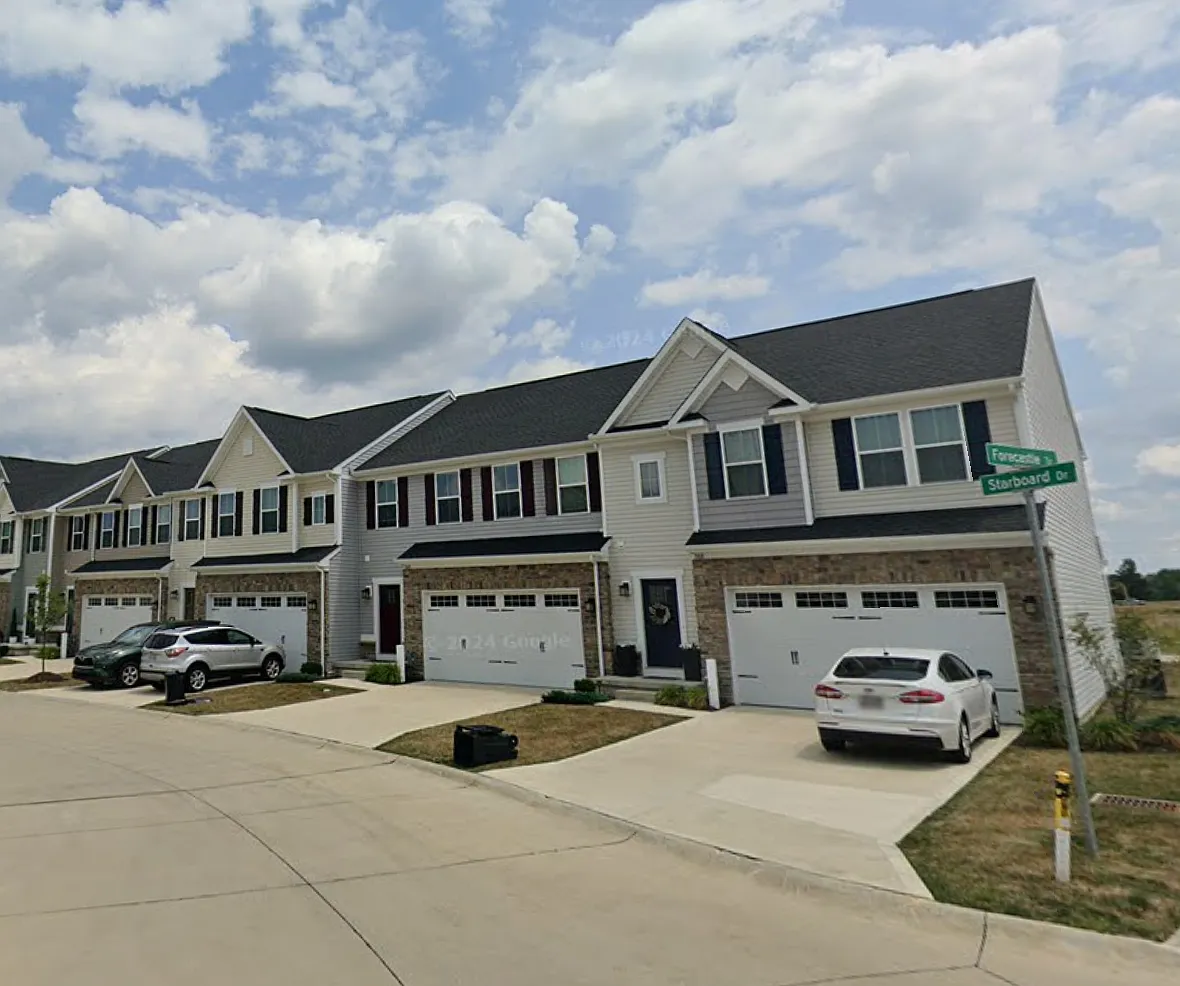 3 bed, 2.5 bath, 1824 sqft, $2,700 — Photo 1