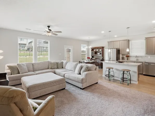 8109 Korat Vis, Godley, TX 76044