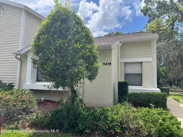 9410 Nakoma Way, Weeki Wachee, FL 34613