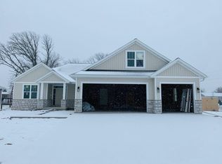 425 W Papermill Run, Kimberly, WI 54136