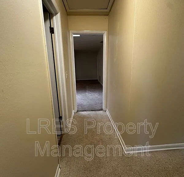 2719 Merrie Oaks Rd — Photo 17