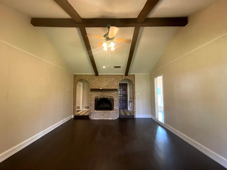 3417 Glenmont Dr — Photo 4
