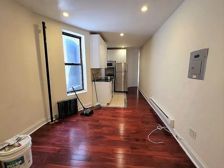 121 W 104th St #5V — Photo 4