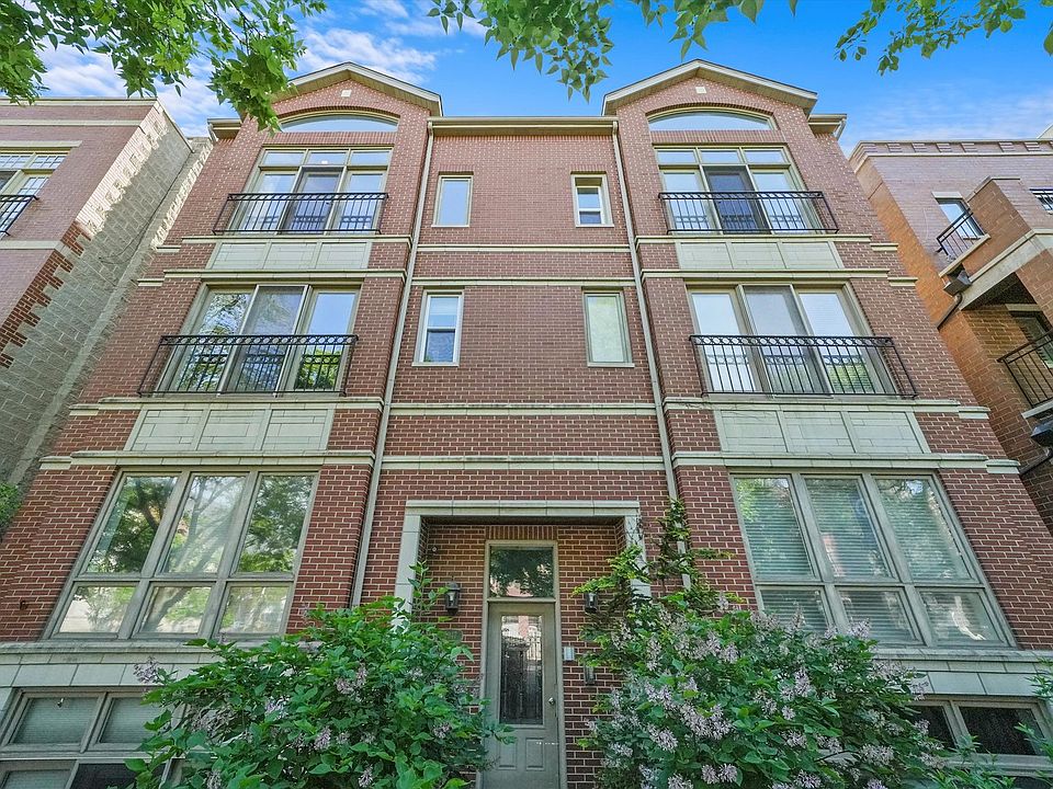 1st image of 2947 N Damen Ave Unit 3