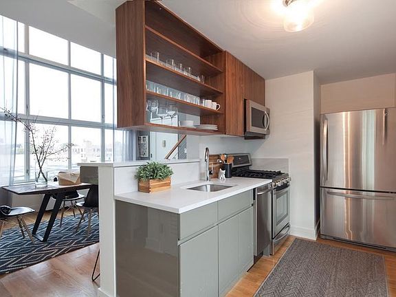 4th image of 224 Wythe Ave APT 68E