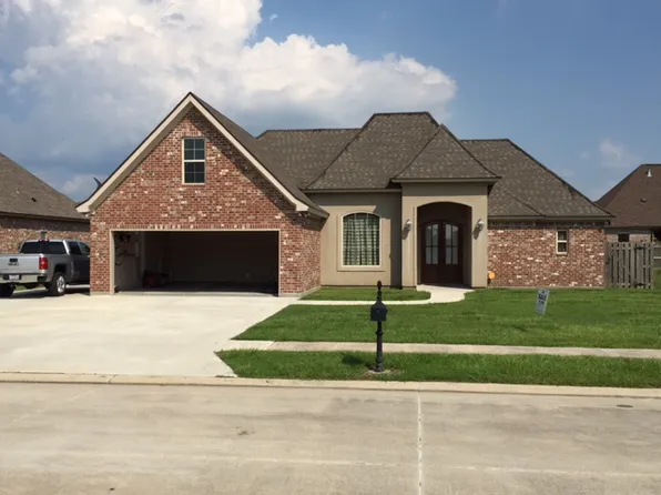 611 Point Pleasant Dr, Berwick, LA 70342