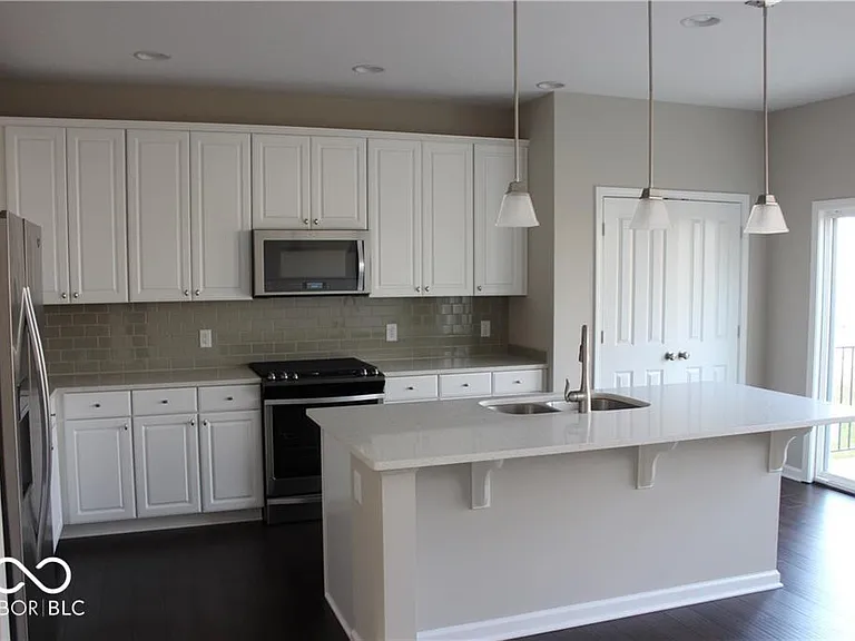 13069 Raritan Dr — Photo 4