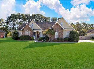 2217 Taylor Made Dr, Hope Mills, NC 28348