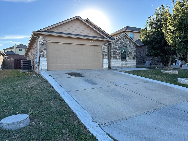 3505 Stephans St — Photo 3