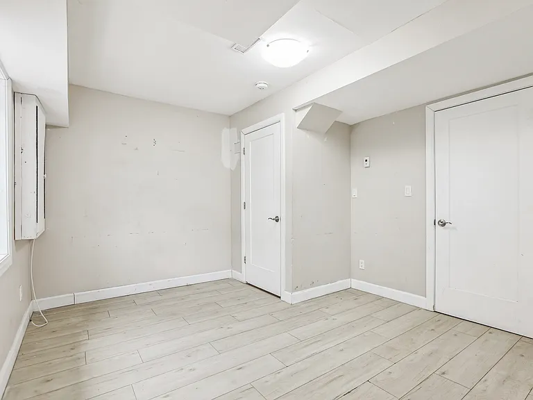 19 Bailey St #2 — Photo 9