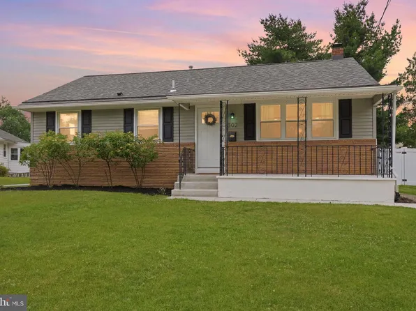 302 Veterans Dr, Palmyra, NJ 08065