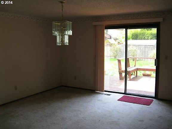 5th image of 13901 NE 7th Way