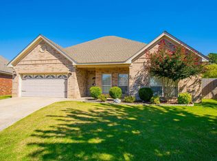 5536 Village Loop, Benton, AR 72019