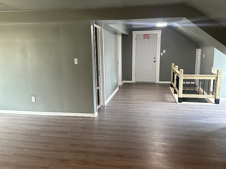 12008 Cloverlawn St — Photo 13