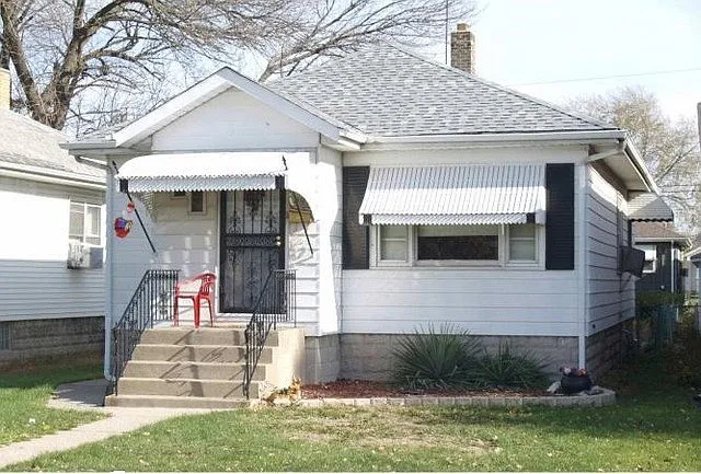 497 Hirsch Ave photo 1