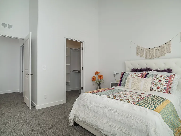 Riverwalk Townhomes — Photo 12