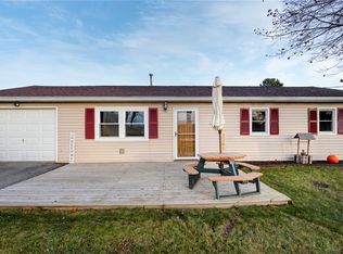 2261 Olmstead Rd, Bloomfield, NY 14469
