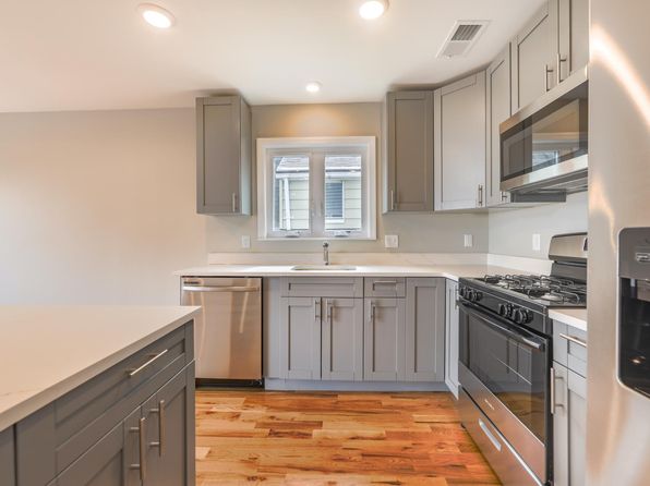 255 Chadwick Ave APT 2