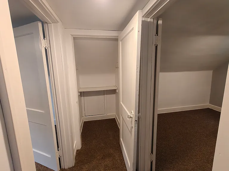 143 Brighton Dr — Photo 23