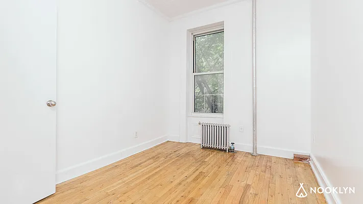 Rented by Nooklyn NYC LLC | media 15