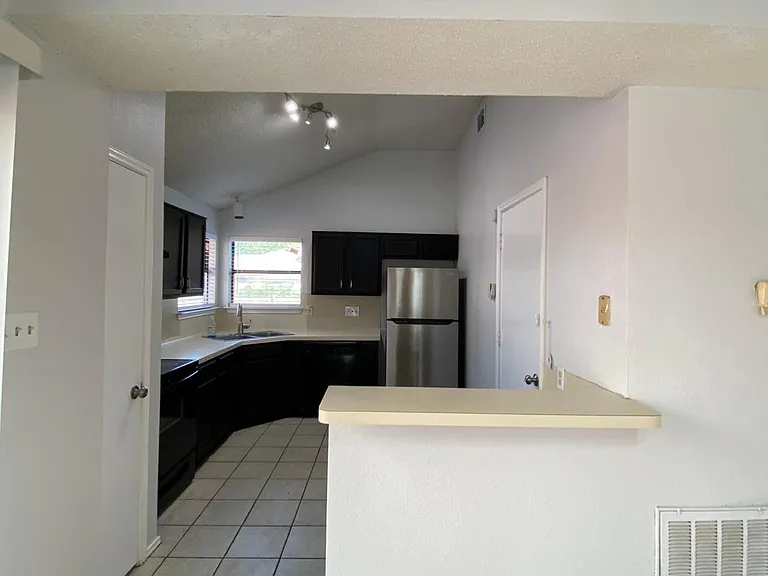 436 Antietam Way — Photo 6