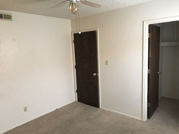 4th image of 7514 Pennsylvania Ln NE APT D