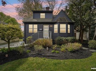 120 Gordon Ave, Tenafly, NJ 07670