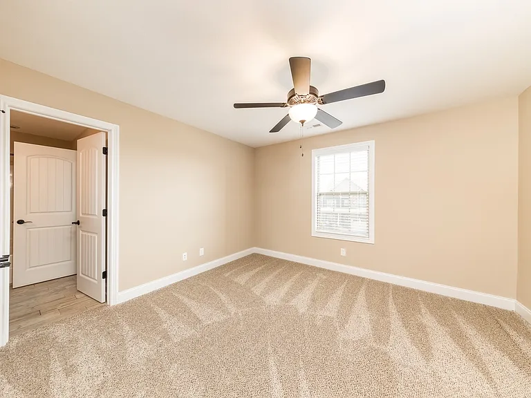 120 Overcrest Ct — Photo 29