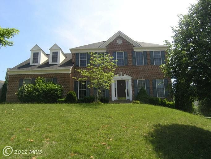 1st image of 6449 La Petite Pl