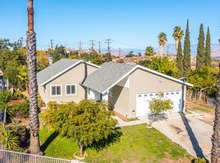 820 Geronimo Rd, Perris, CA 92570