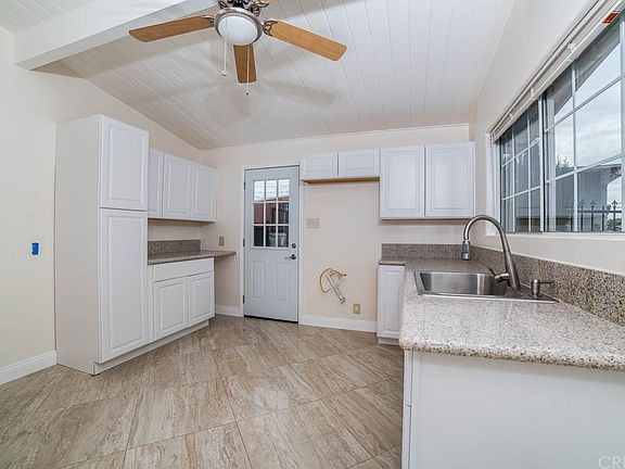 5th image of 9876 Woodale Ave
