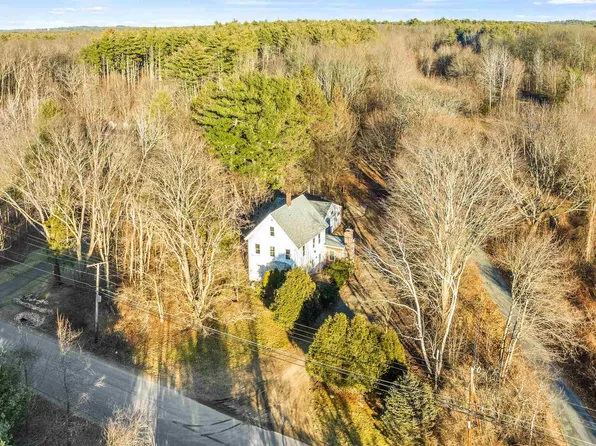 126 Drinkwater Road, Kensington, NH 03833