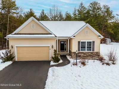 36 Wooden Lane, Queensbury, NY, 12804