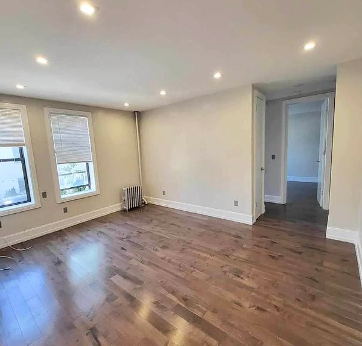 8002 21st Avenue — Photo 3