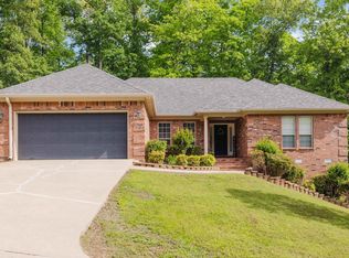 1202 Oxford Ave, Benton, AR 72019