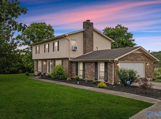 205 Chadwick Dr, Fayetteville, TN 37334