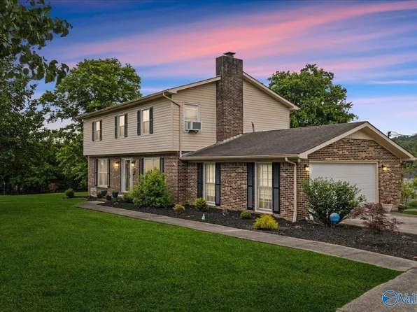 205 Chadwick Dr, Fayetteville, TN 37334