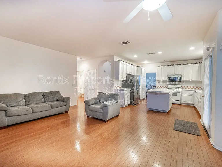 3655 Shandin Dr — Photo 13